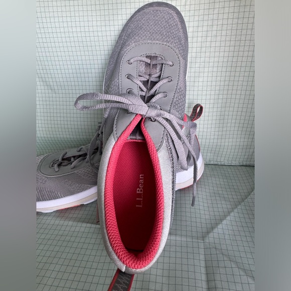 LL Bean athleisure tie runner, new - Picture 2 of 6